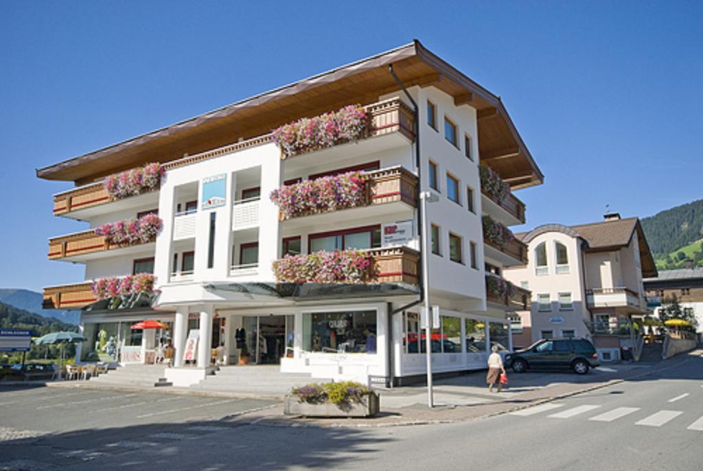 Apartmenthaus Brixen & Haus Central Brixen im Thale Ngoại thất bức ảnh